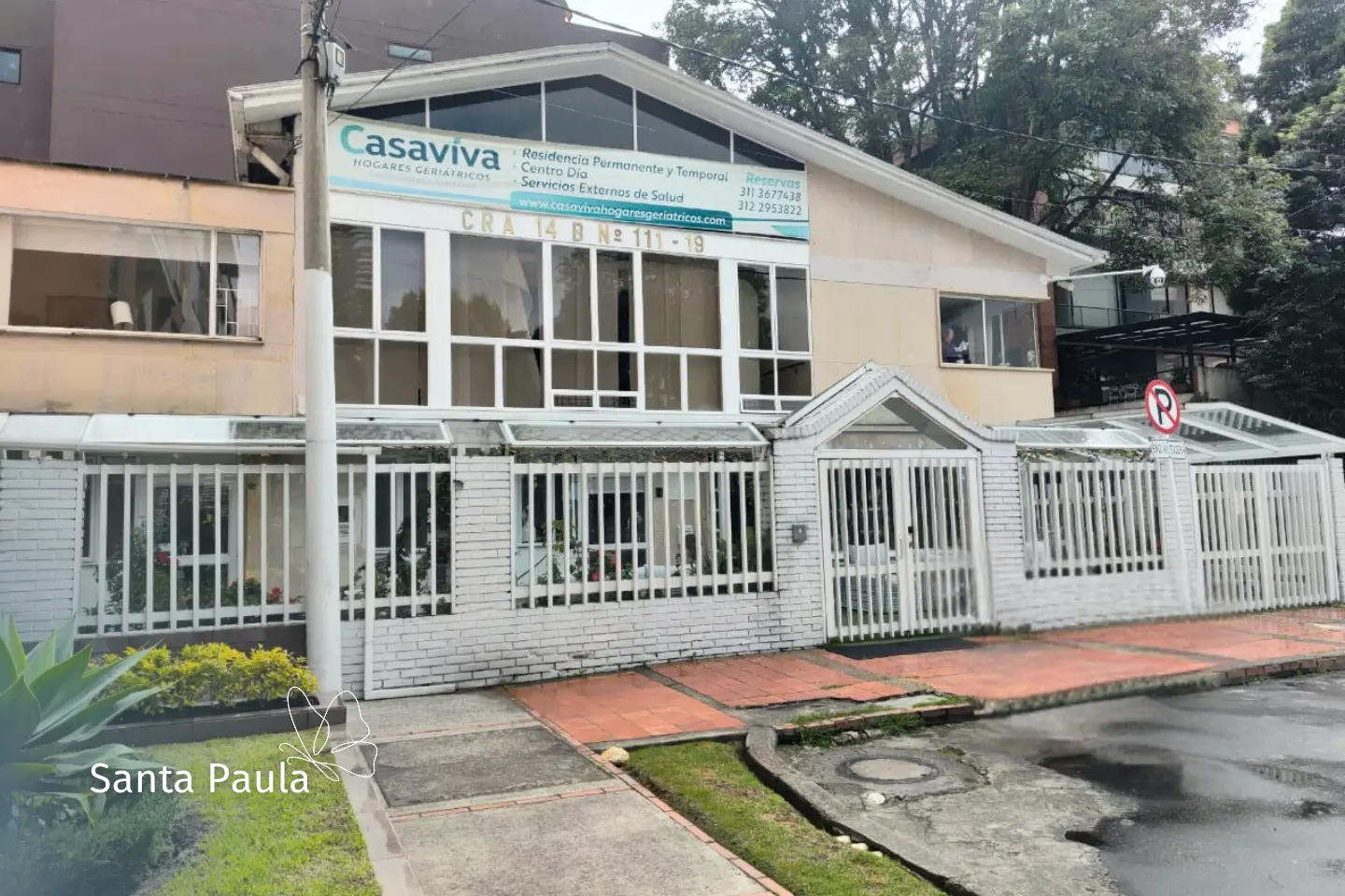 Casaviva Hogares Geriatricos Sede Santa Paula, Bogotá